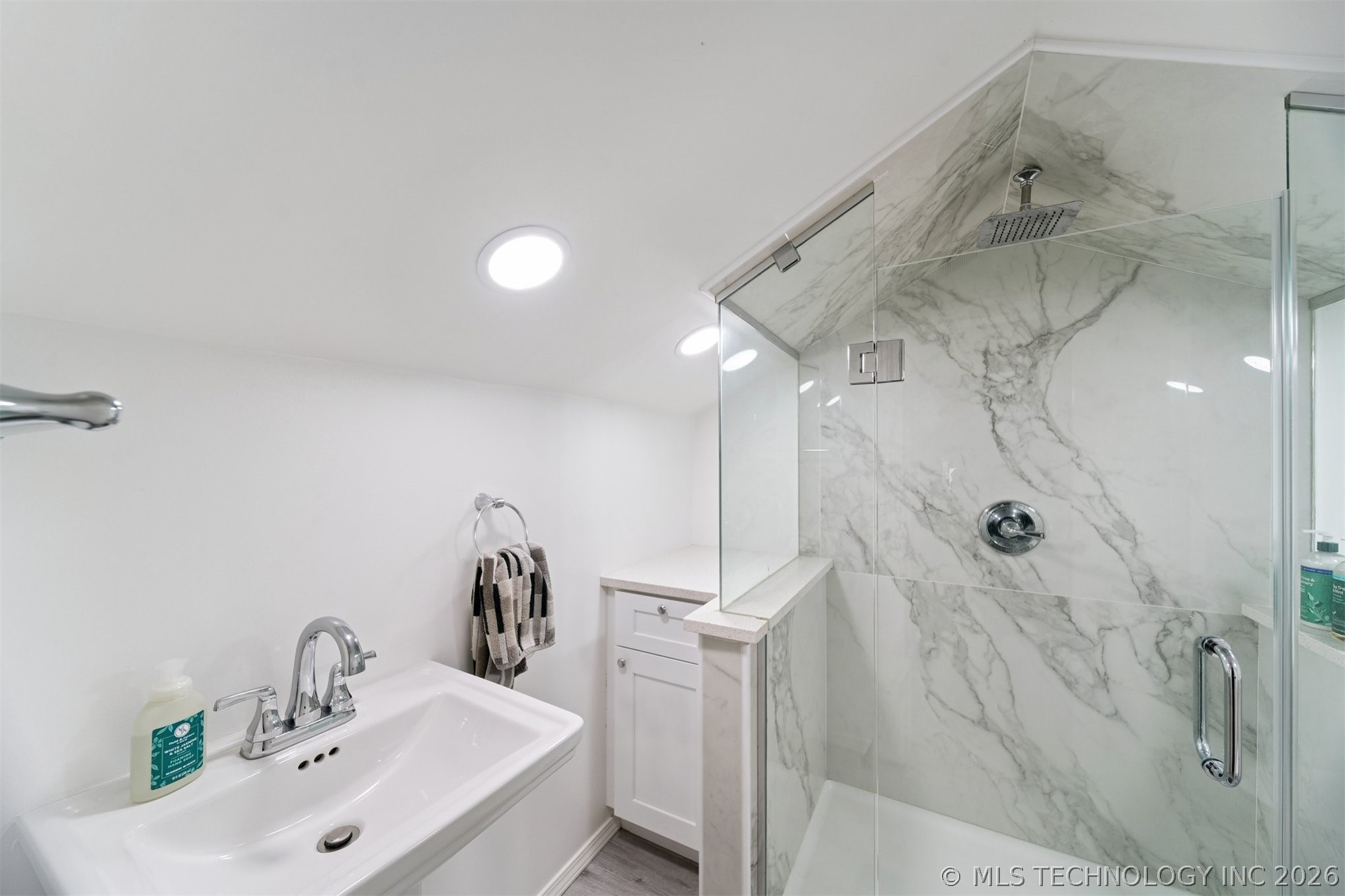 4243 Riverside Drive
