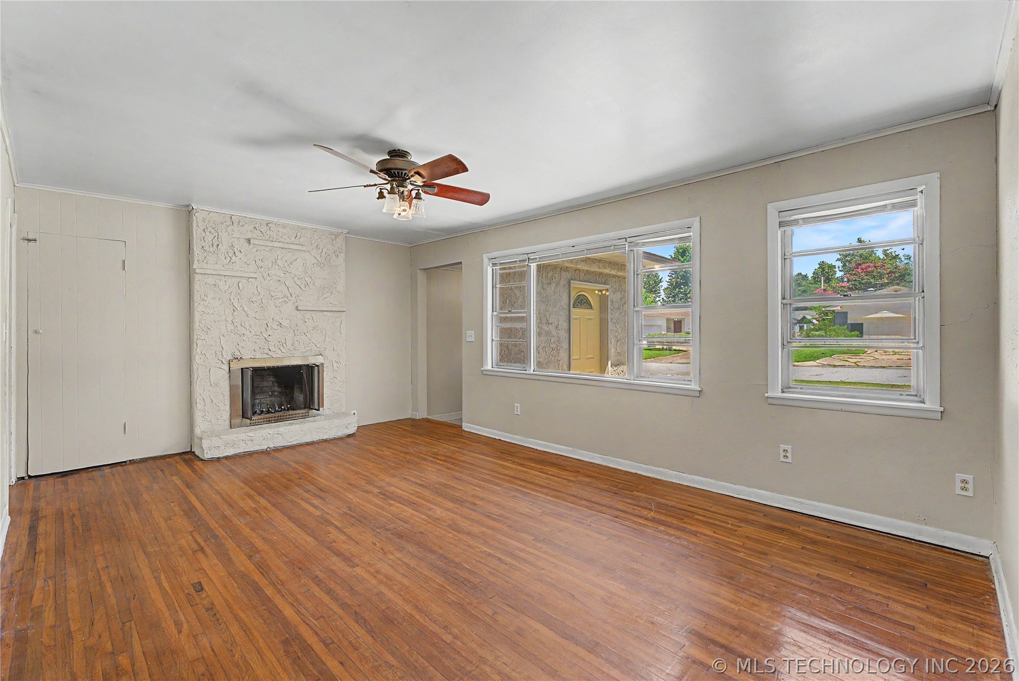 503 W Toledo Place
