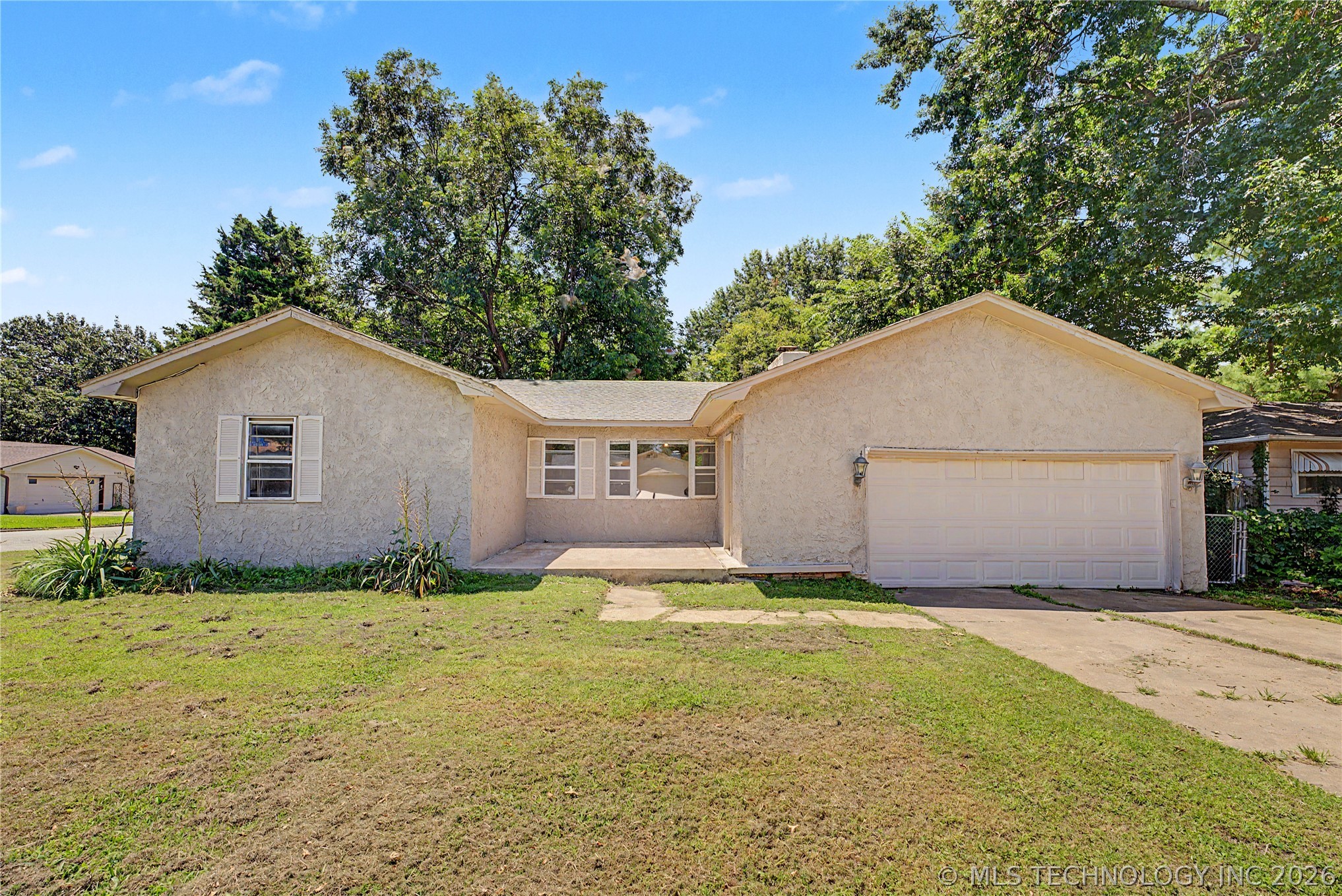 503 W Toledo Place