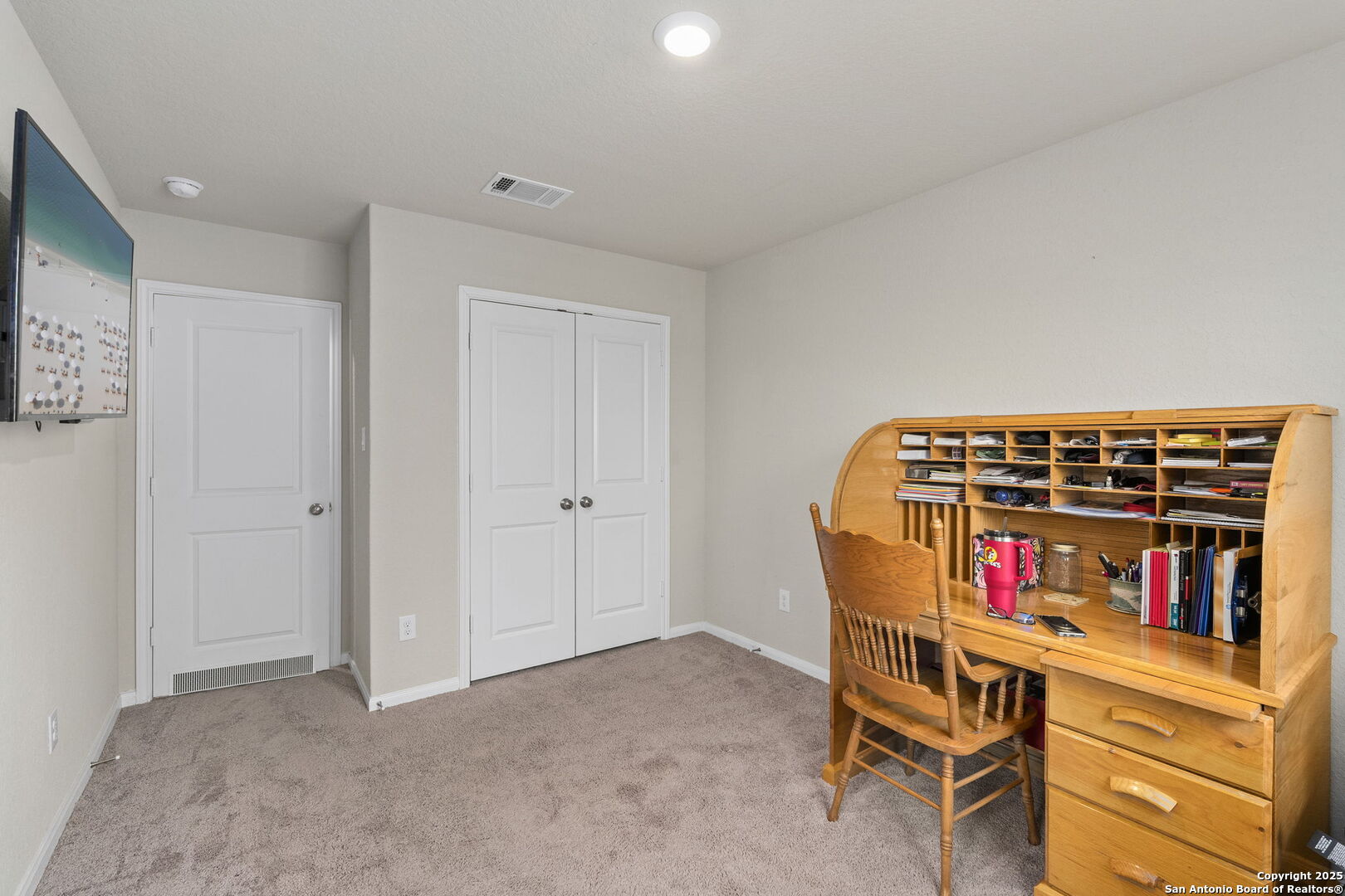 5711 Cicada Circle