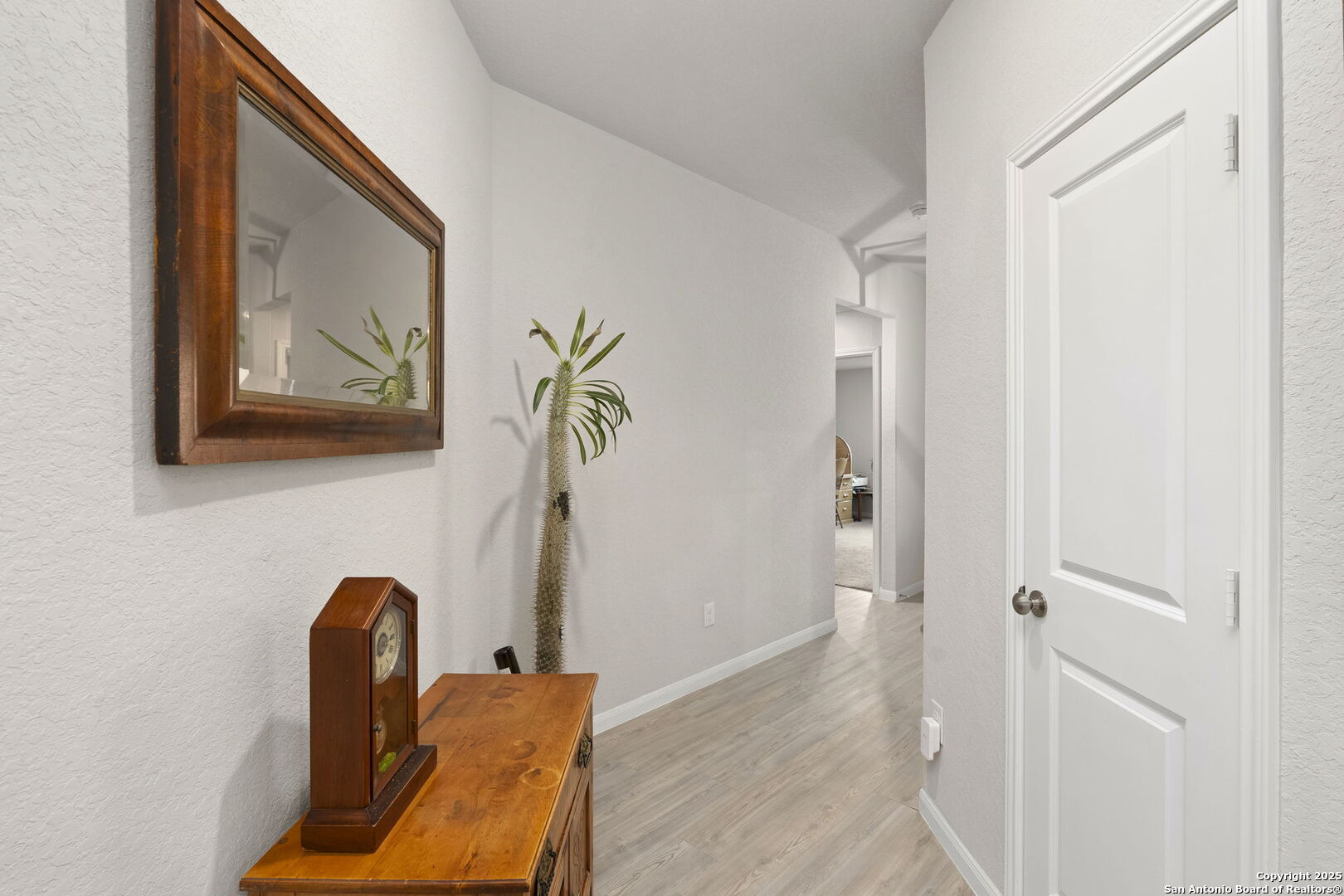 5711 Cicada Circle