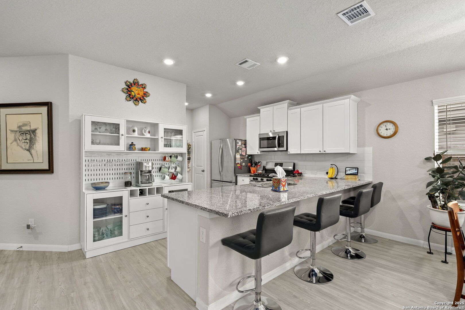 5711 Cicada Circle