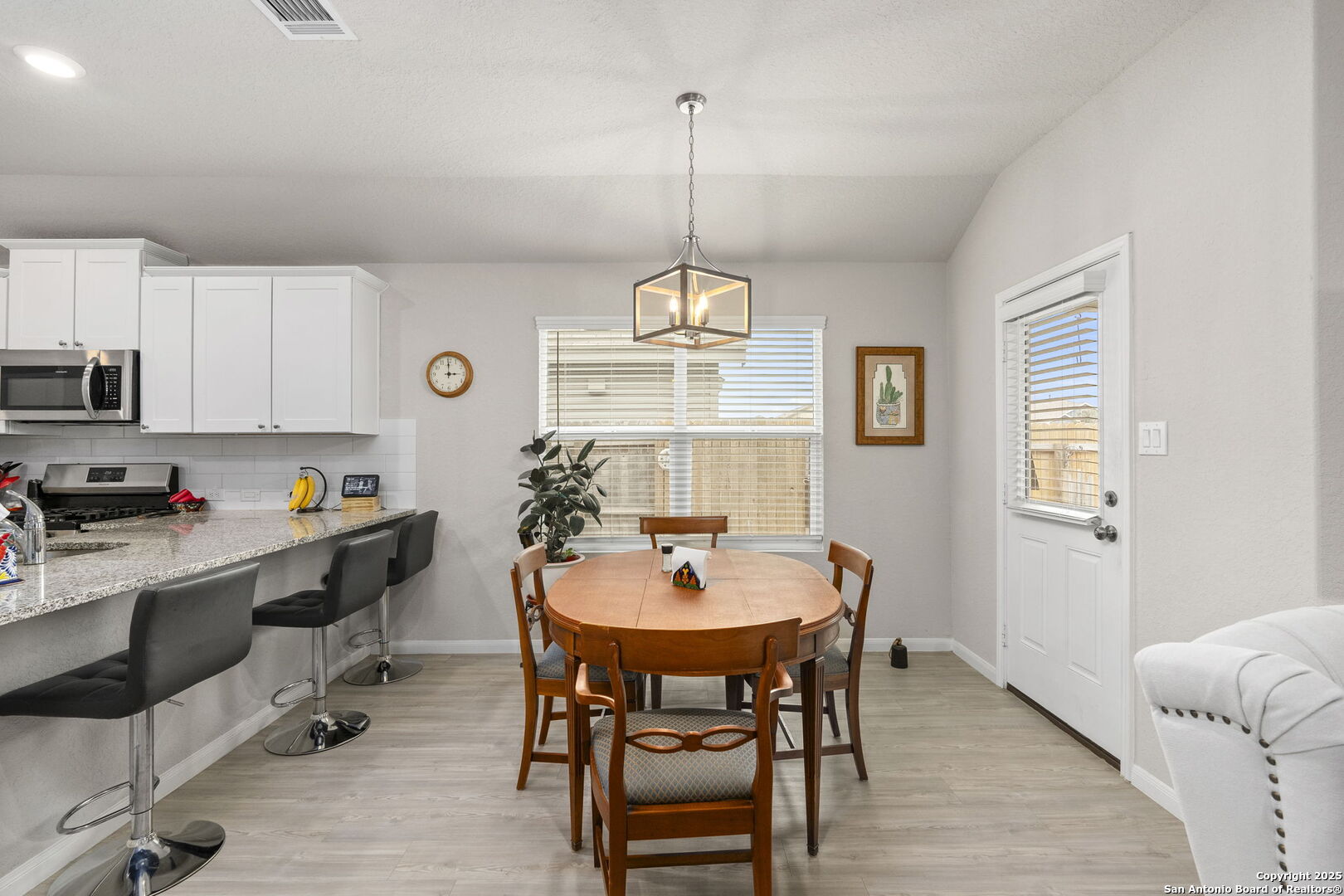 5711 Cicada Circle