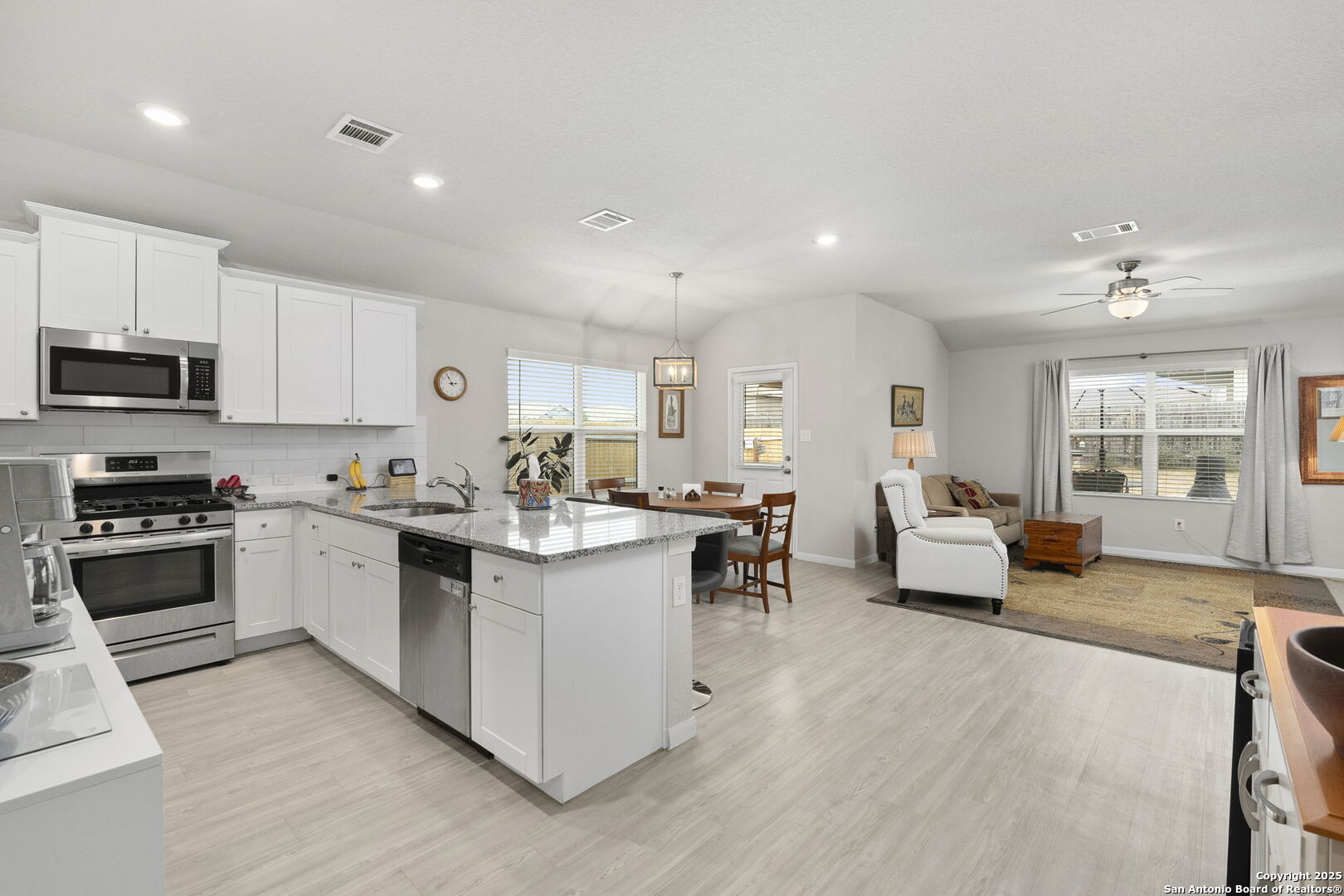 5711 Cicada Circle