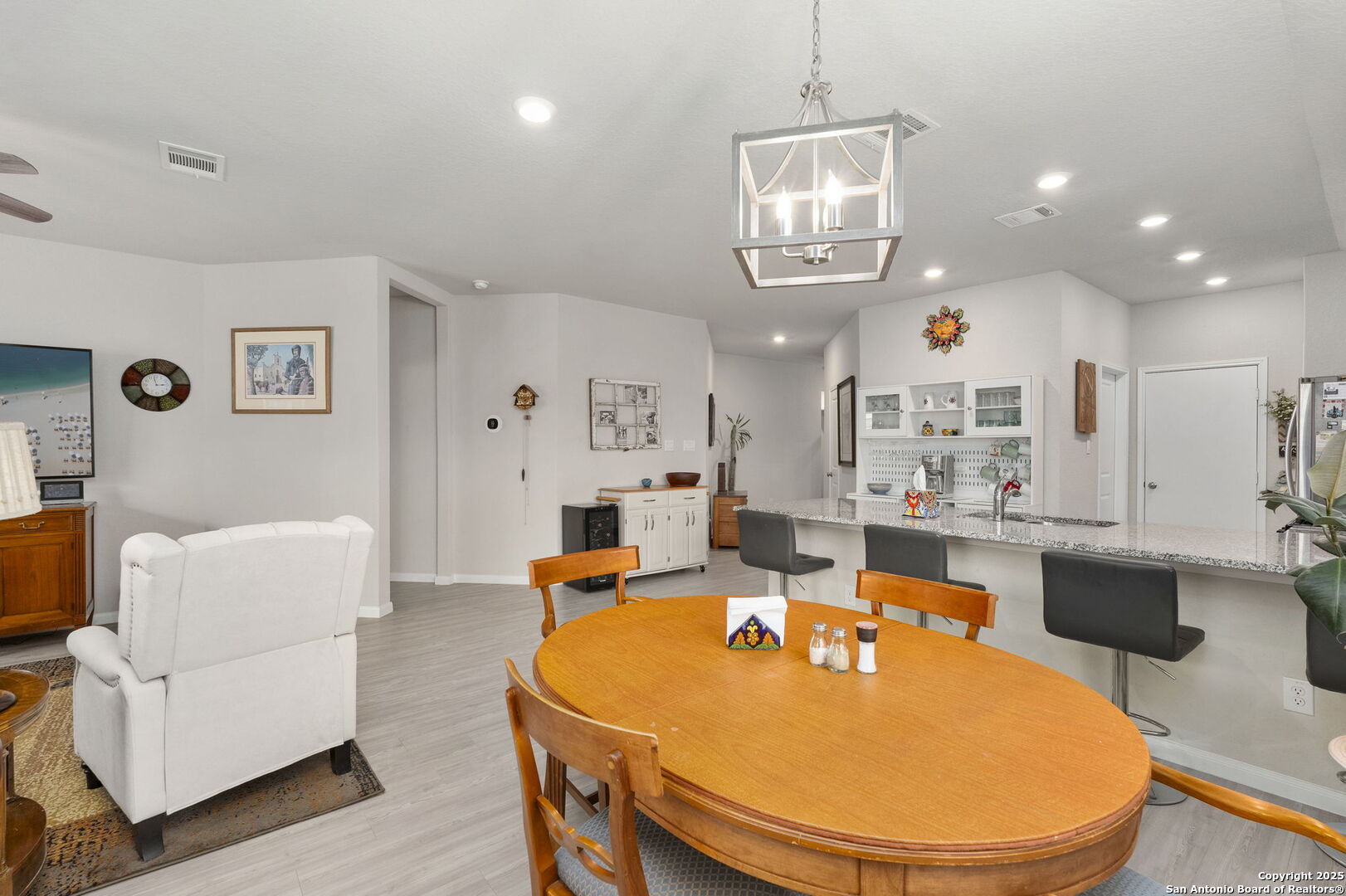 5711 Cicada Circle