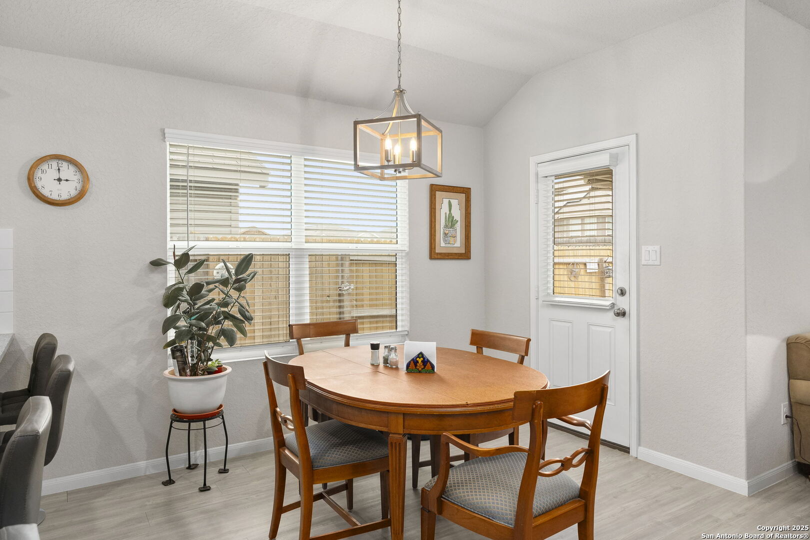 5711 Cicada Circle