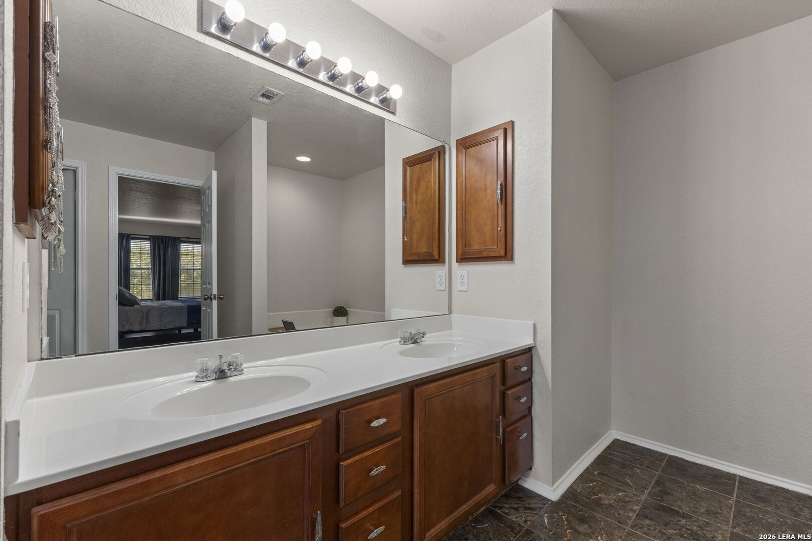 6521 Ashby Pt
