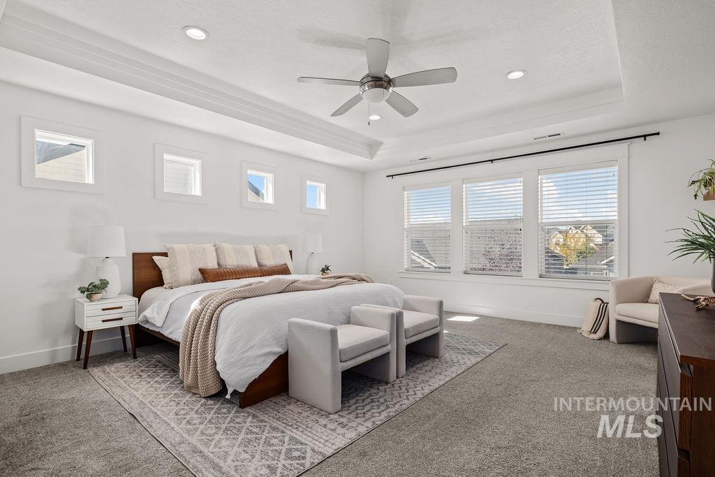 5701 N Calcutta