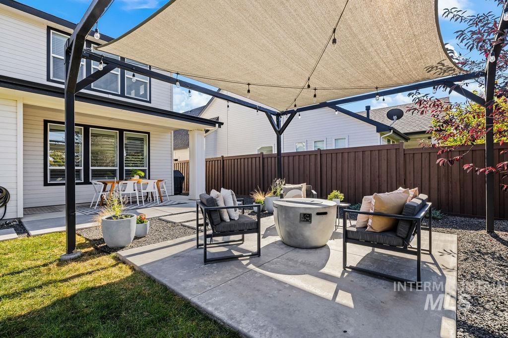 5701 N Calcutta