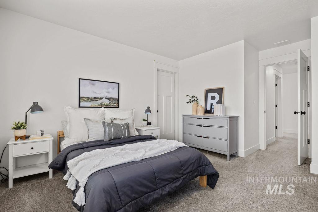 5701 N Calcutta