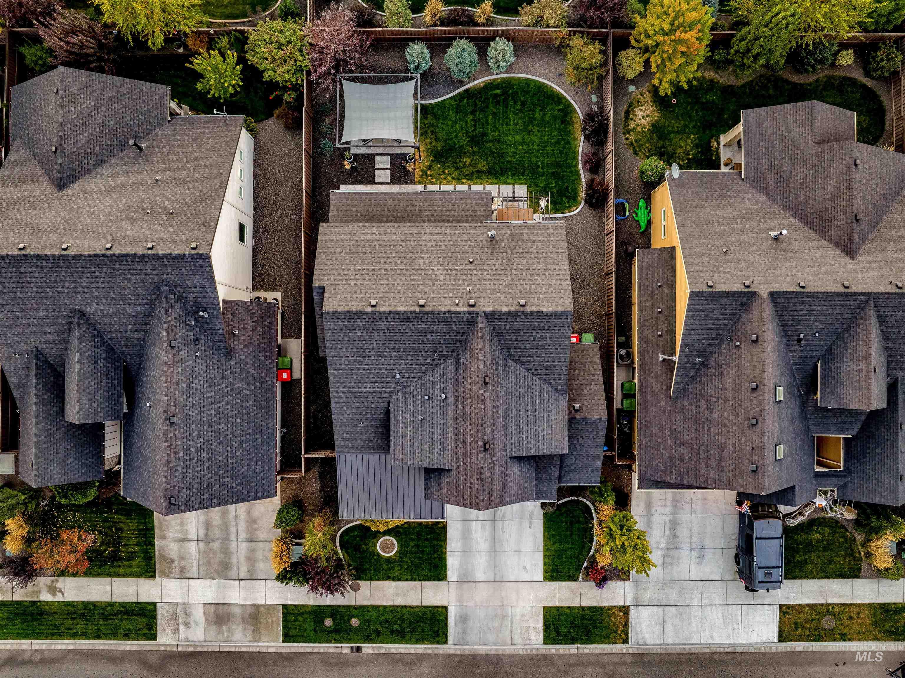 5701 N Calcutta