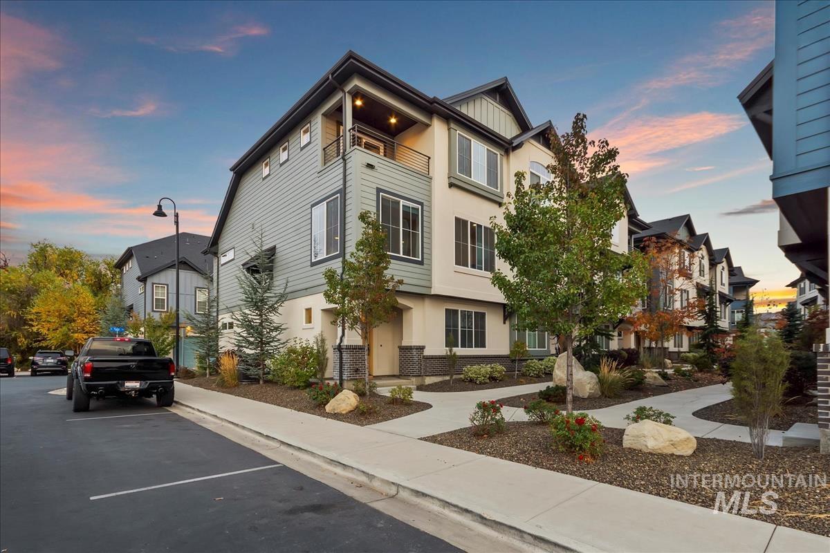 3311 E Exacta Lane