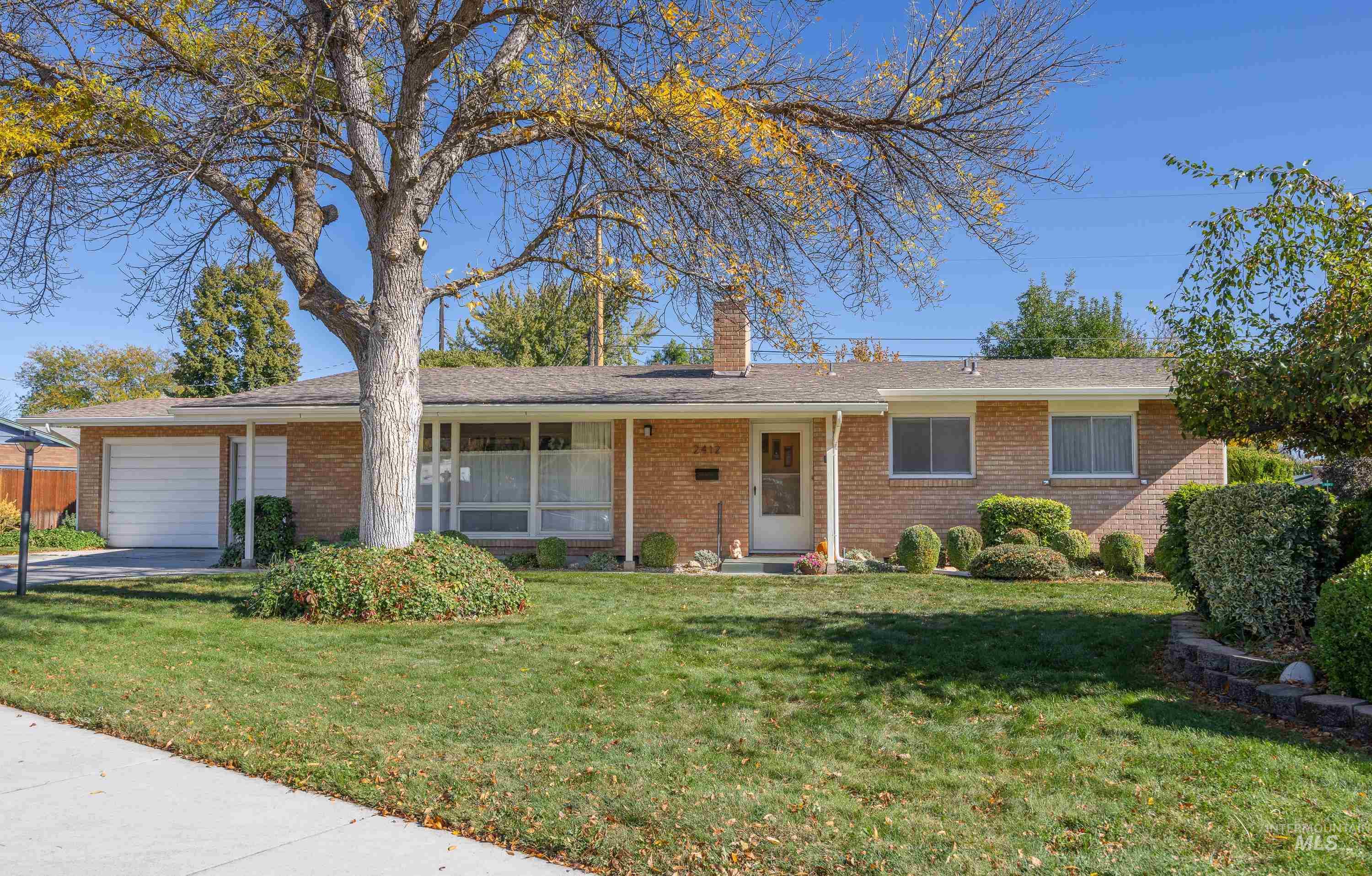 2412 S Robert St.