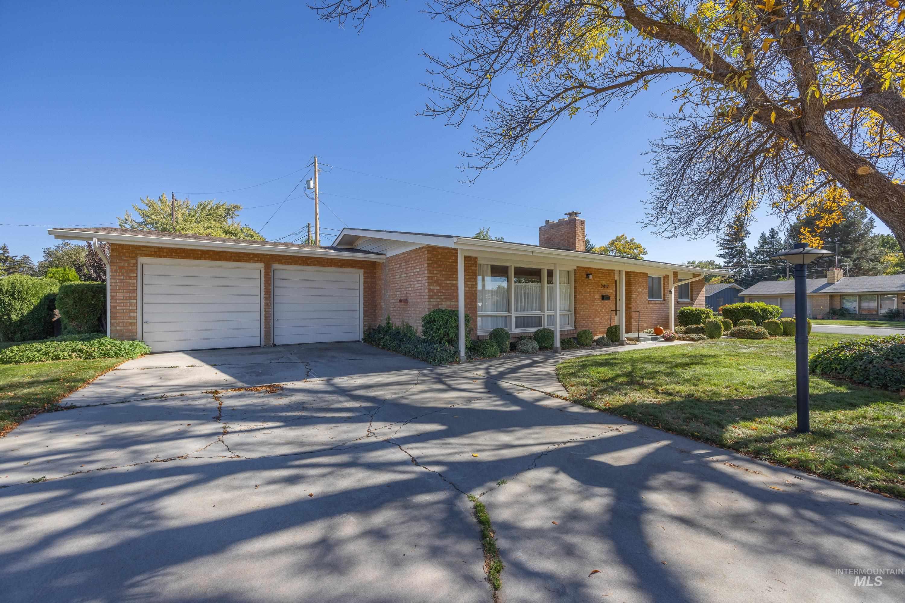 2412 S Robert St.