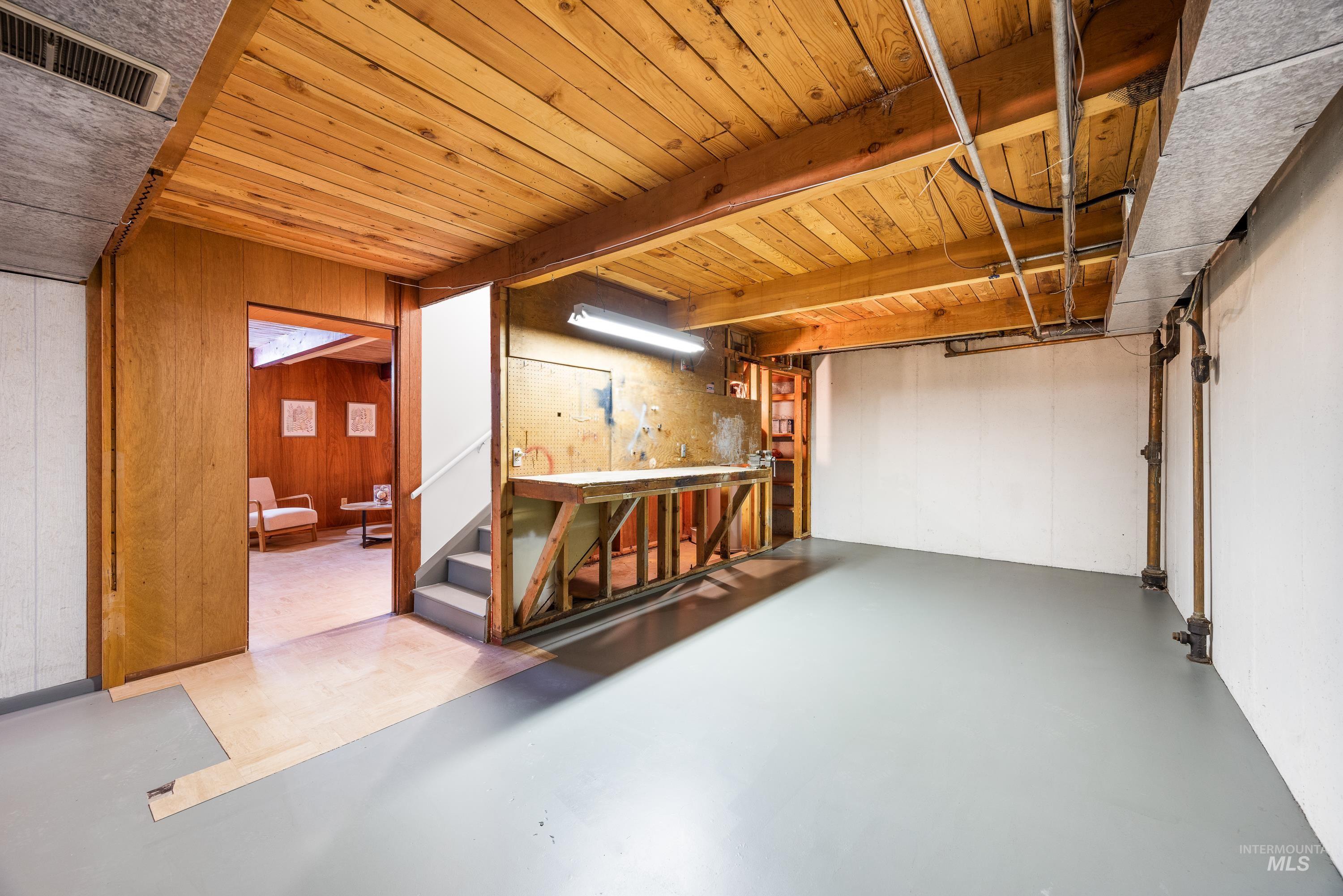2412 S Robert St.