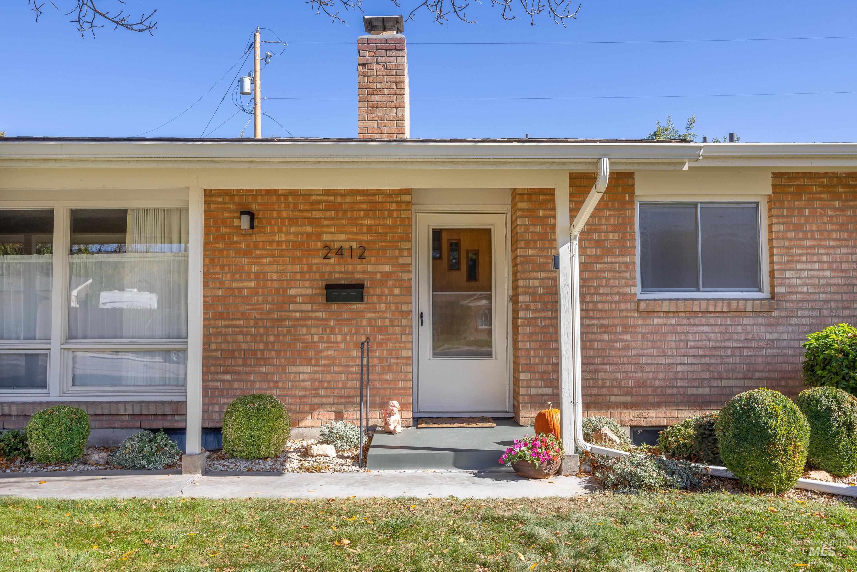 2412 S Robert St.