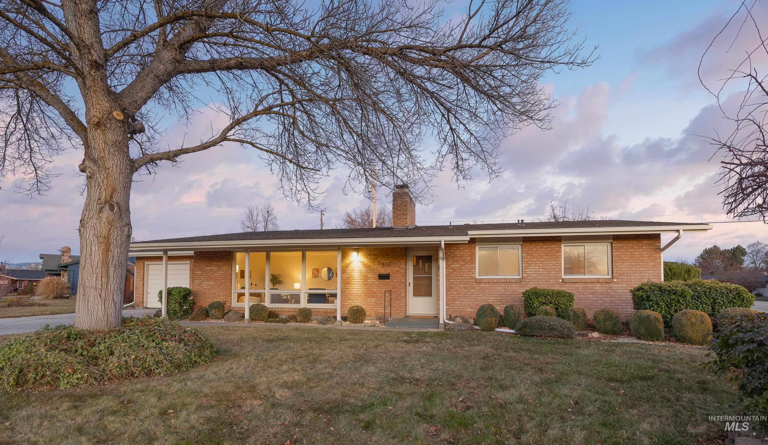 2412 S Robert St.