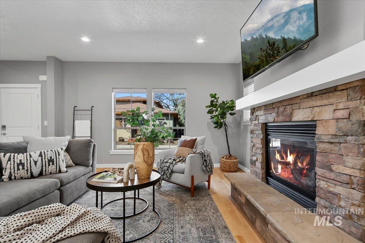 2528 N Cisco Ln.