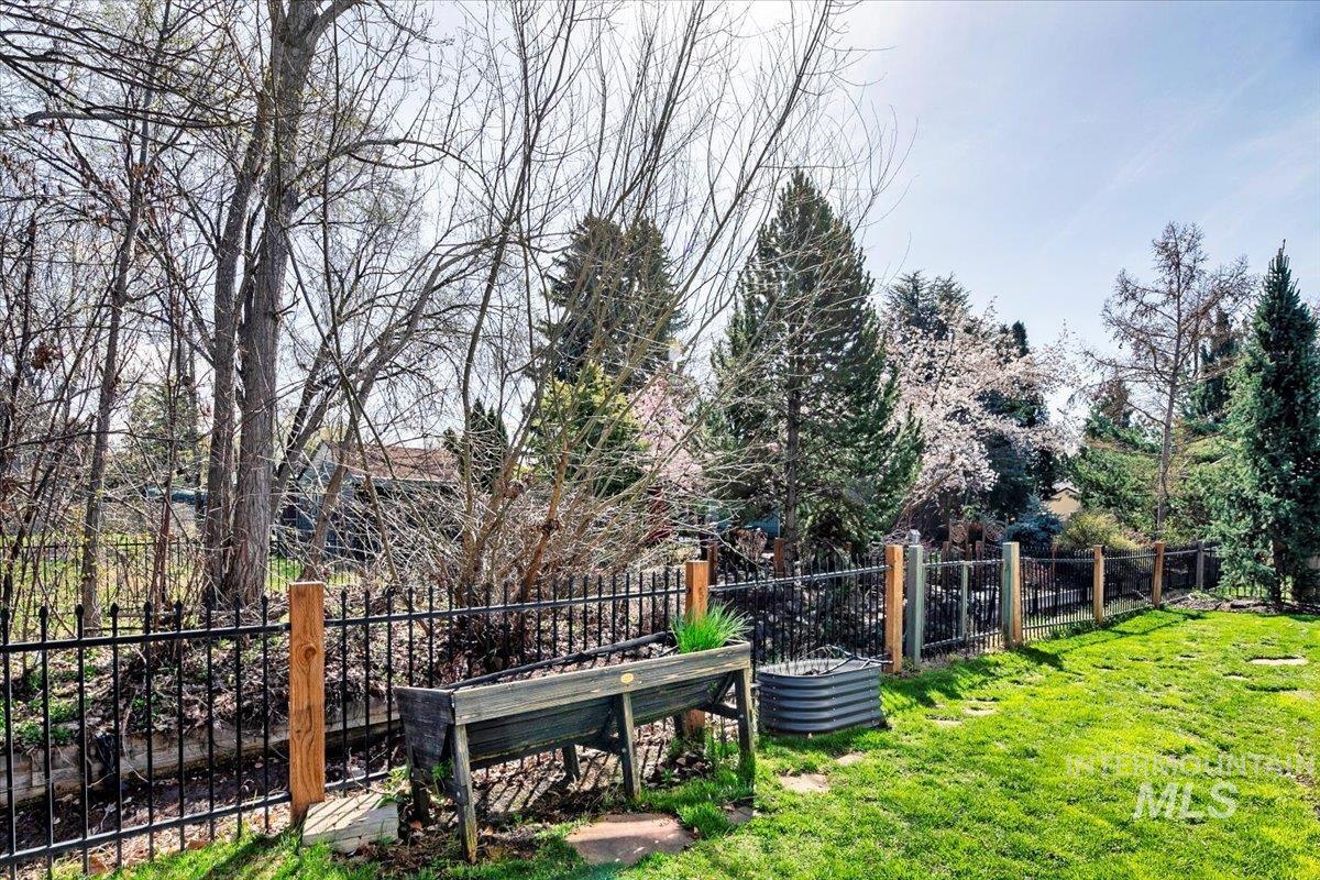 2528 N Cisco Ln.
