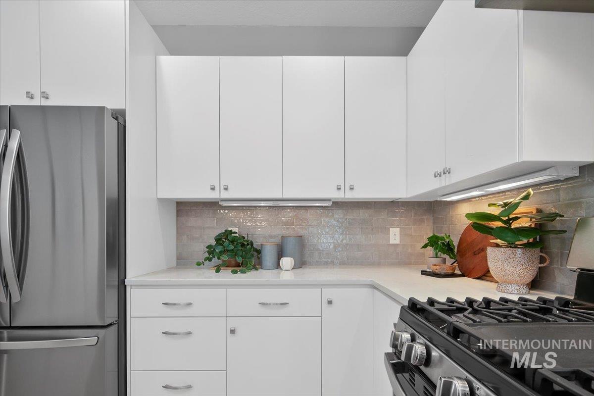 2528 N Cisco Ln.
