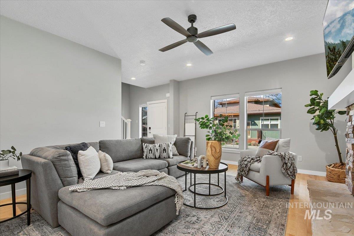 2528 N Cisco Ln.