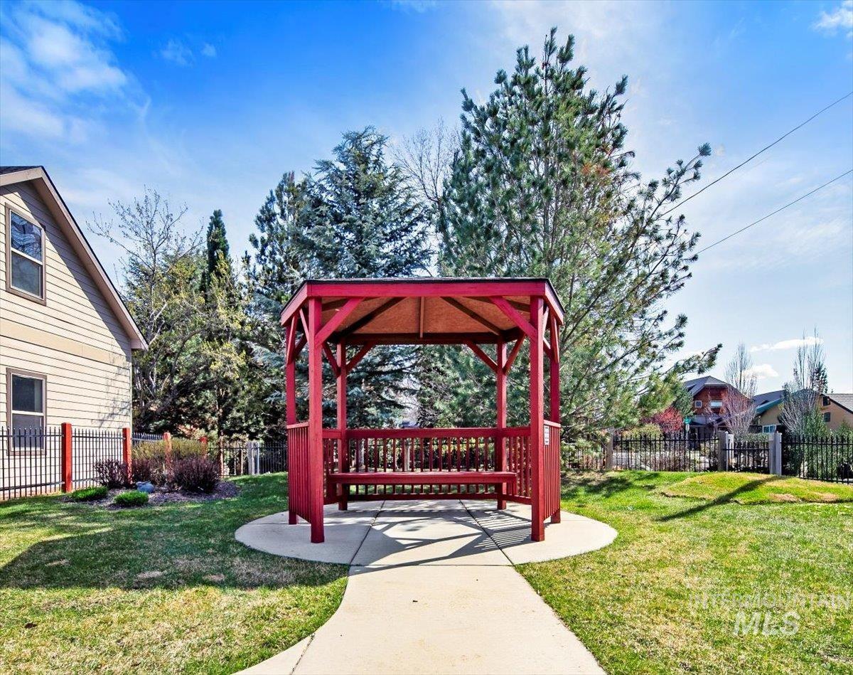 2528 N Cisco Ln.