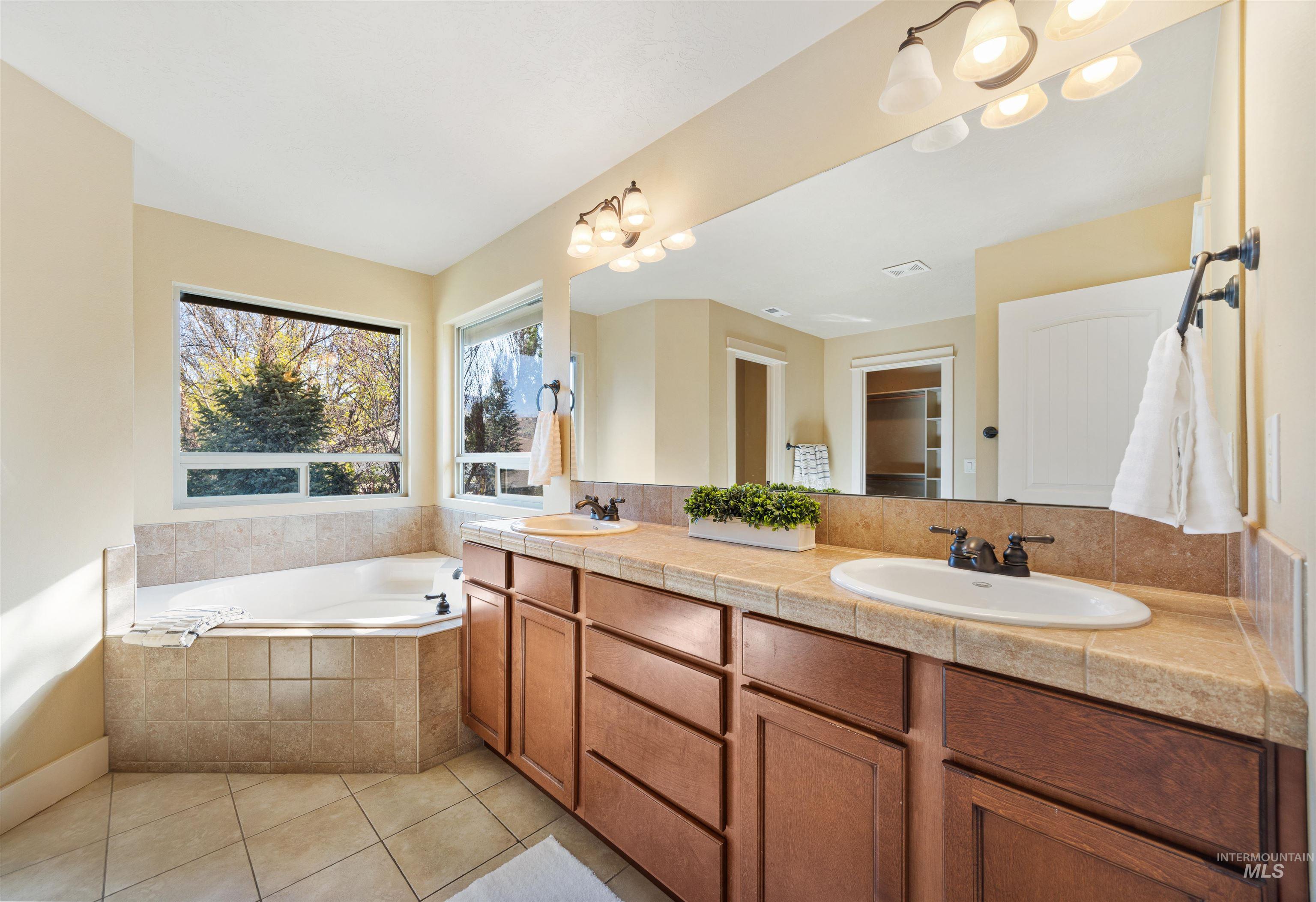 4072 S Talavera Way