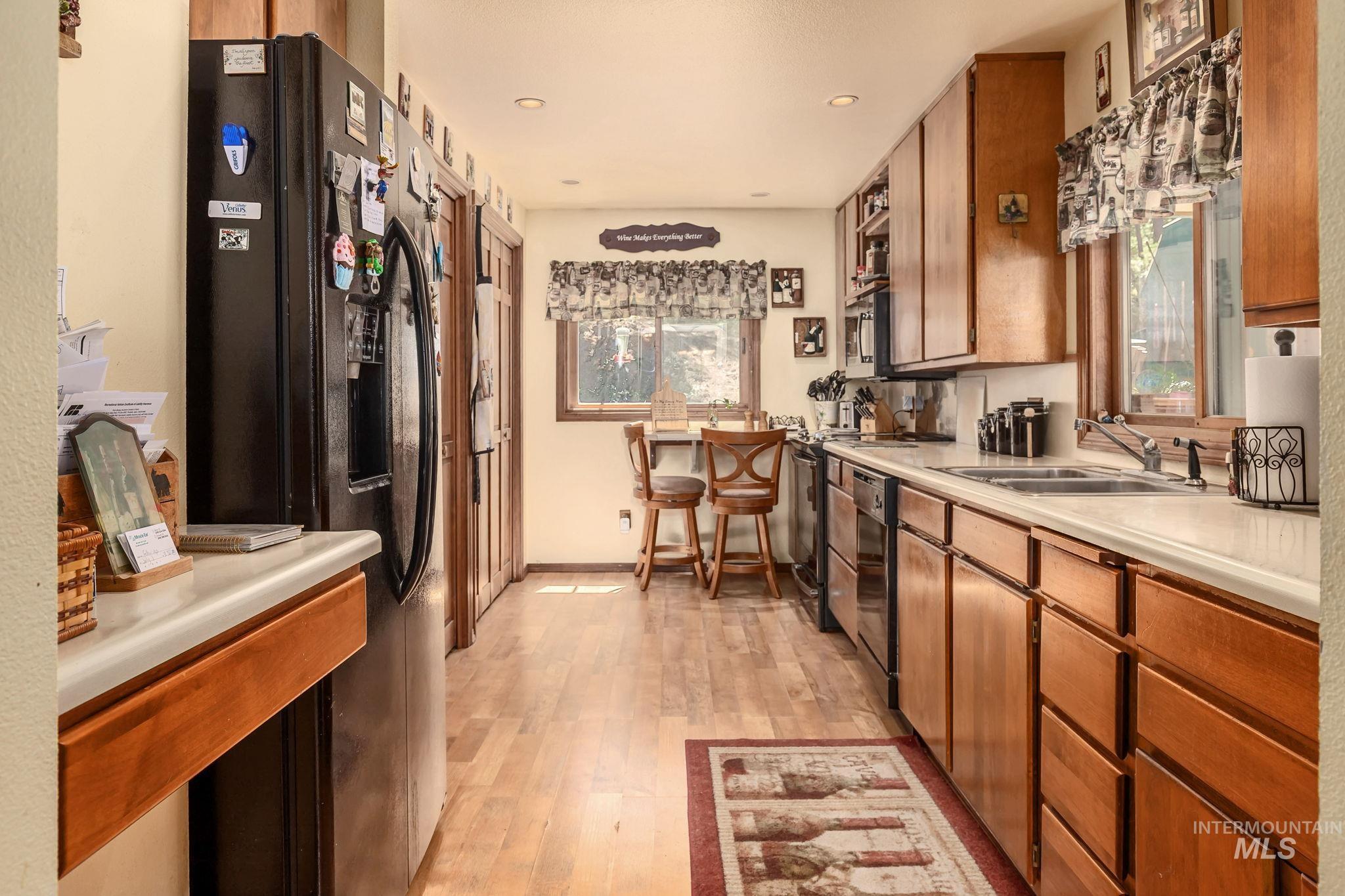 428 Rimview Dr.