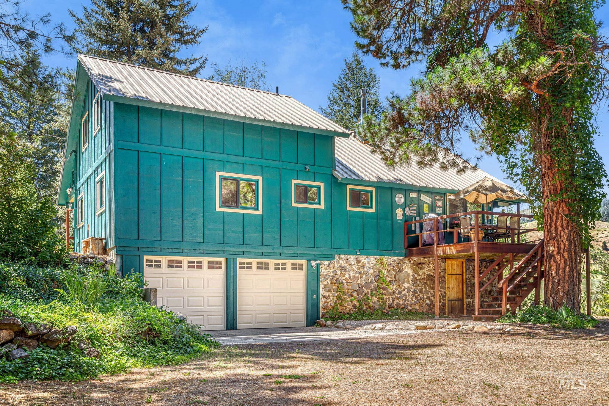 428 Rimview Dr.