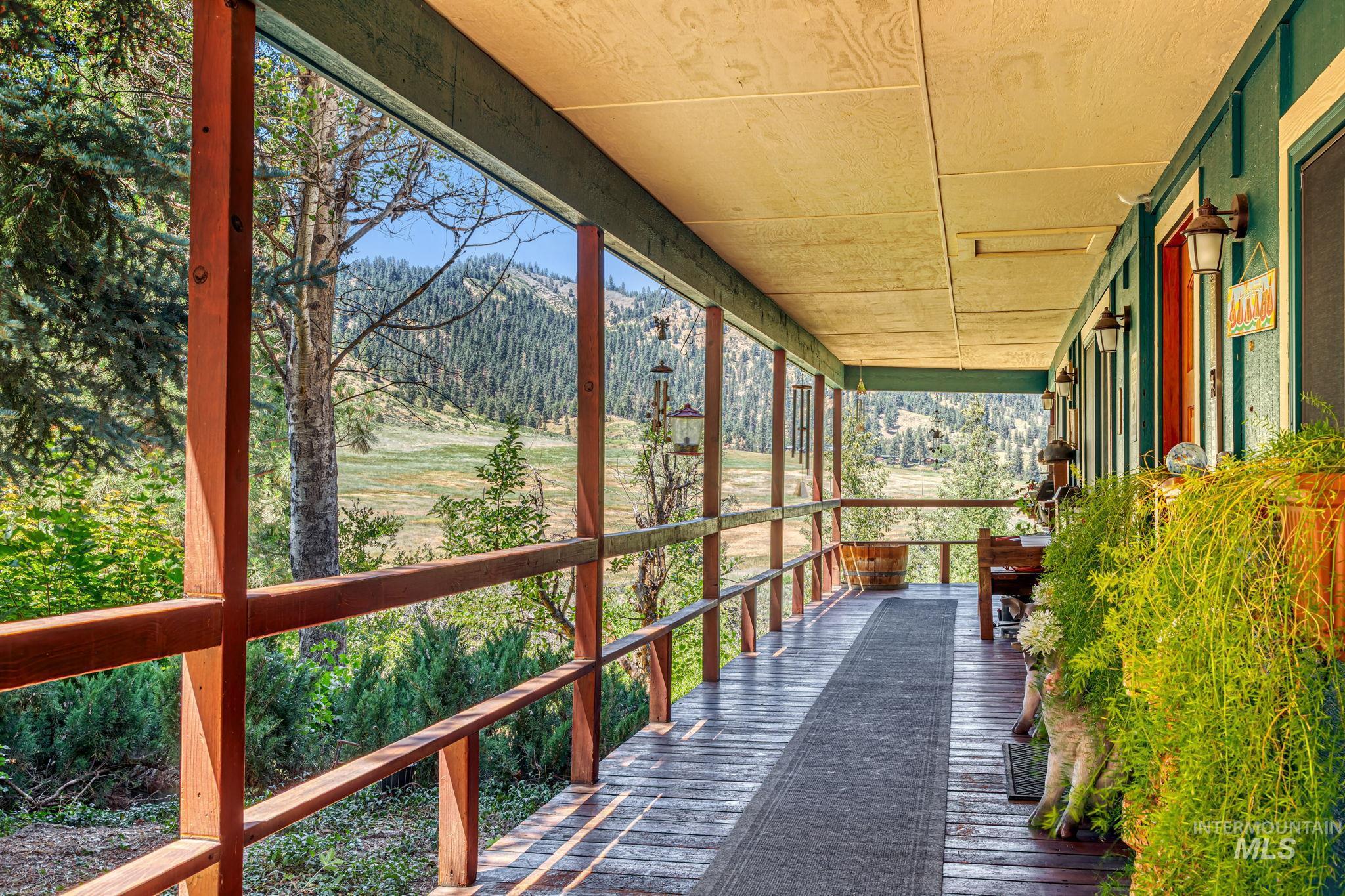 428 Rimview Dr.