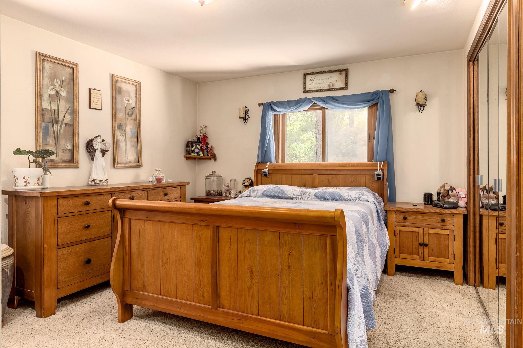 428 Rimview Dr.