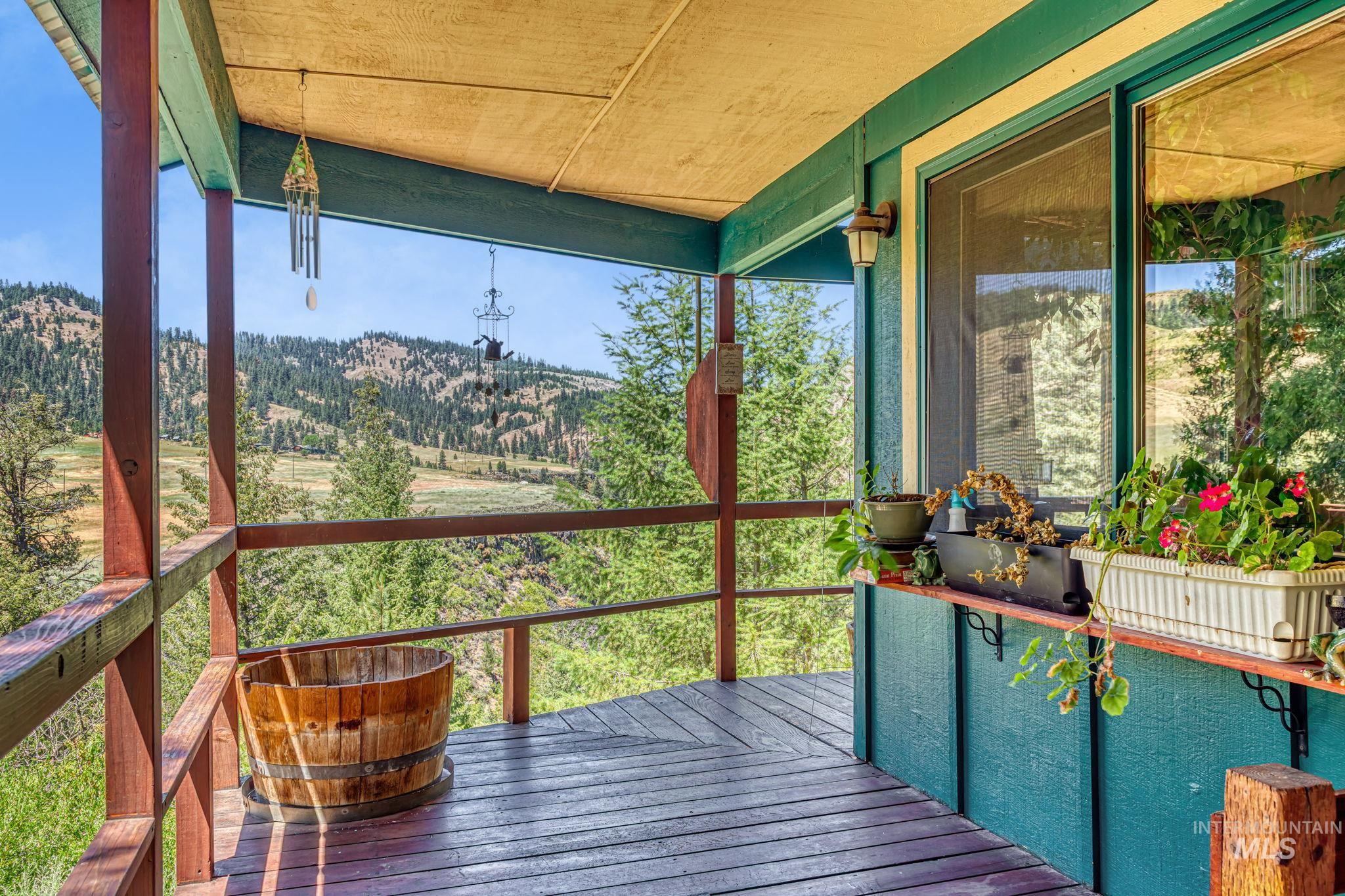 428 Rimview Dr.