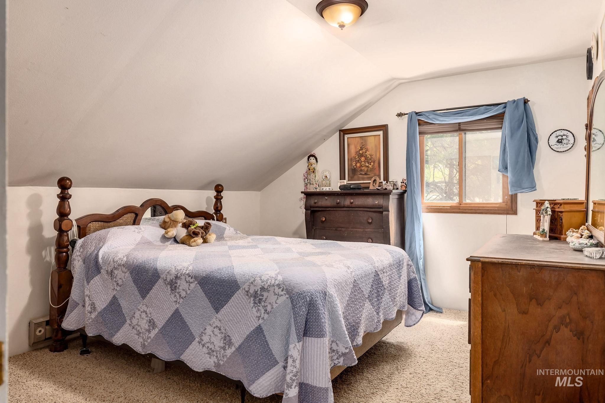 428 Rimview Dr.