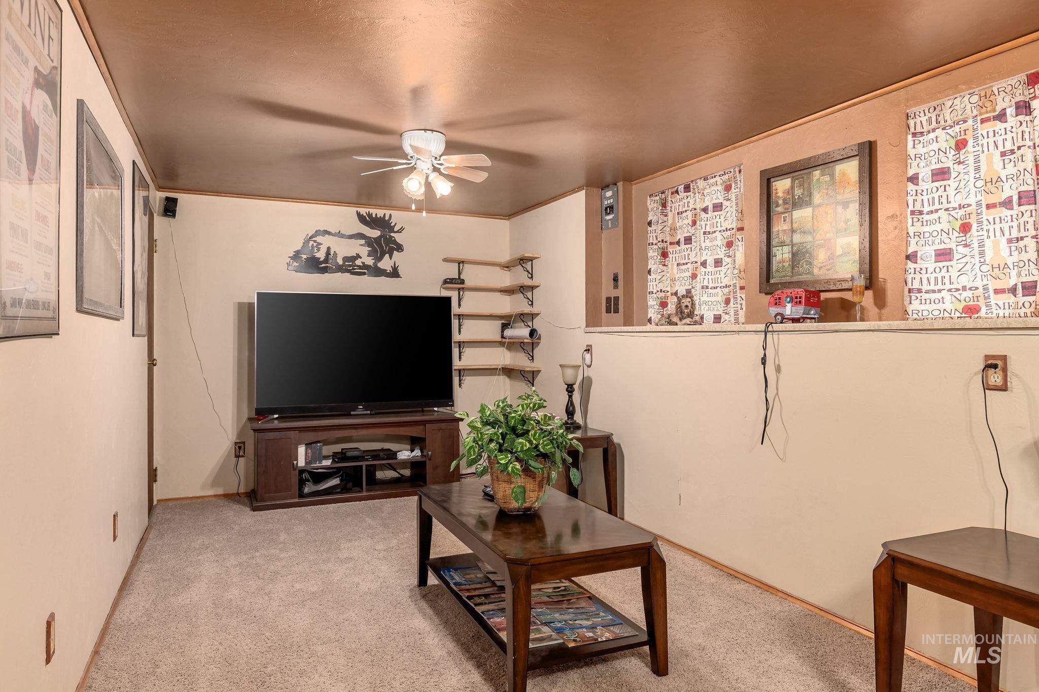 428 Rimview Dr.