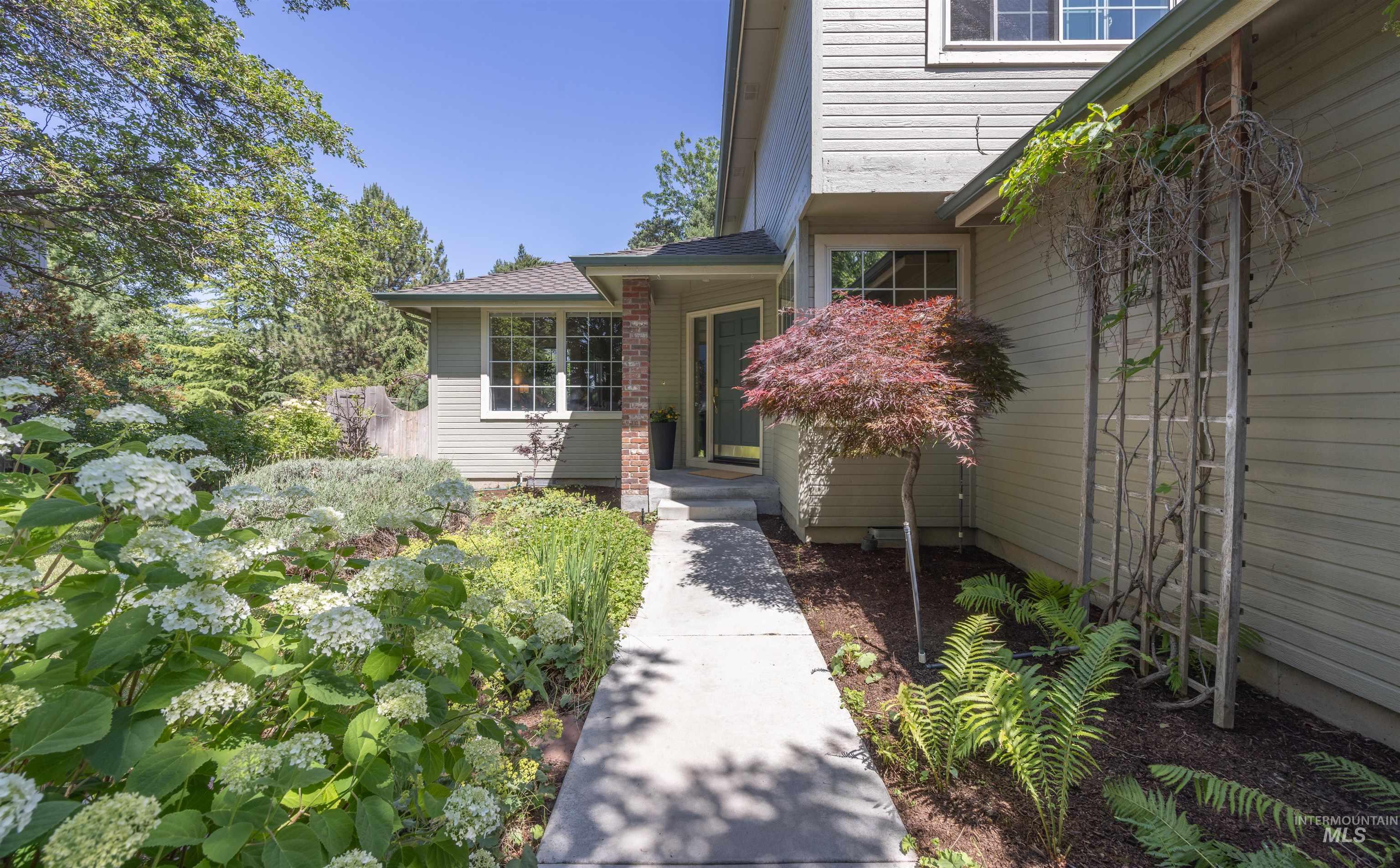 3362 E Dowling Mill Ct.