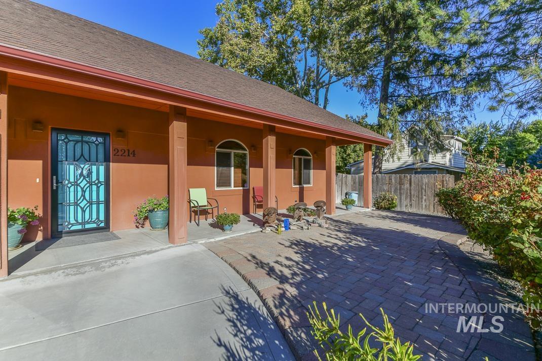 2214 Washington