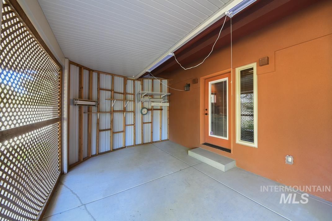 2214 Washington