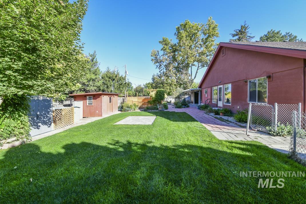 2214 Washington