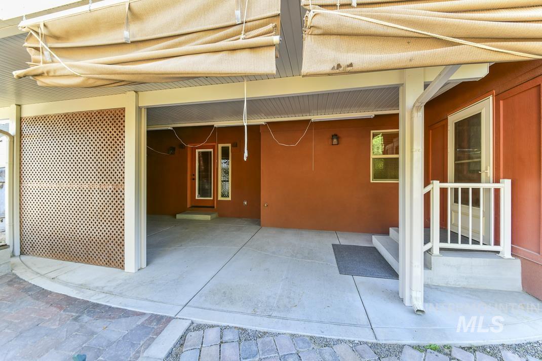 2214 Washington