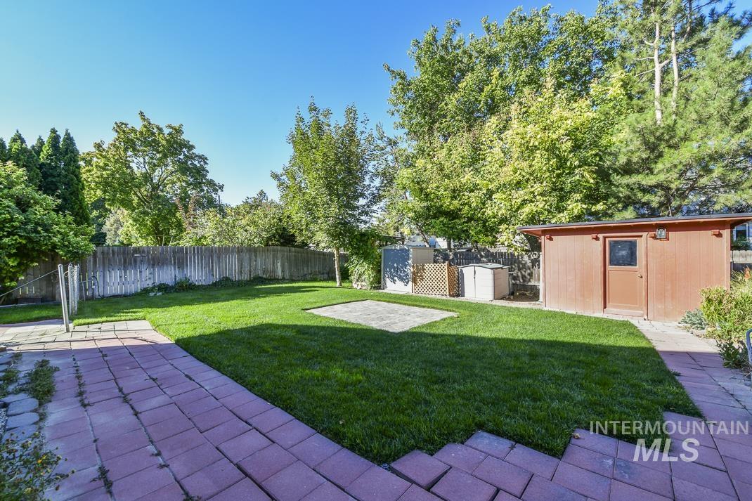 2214 Washington