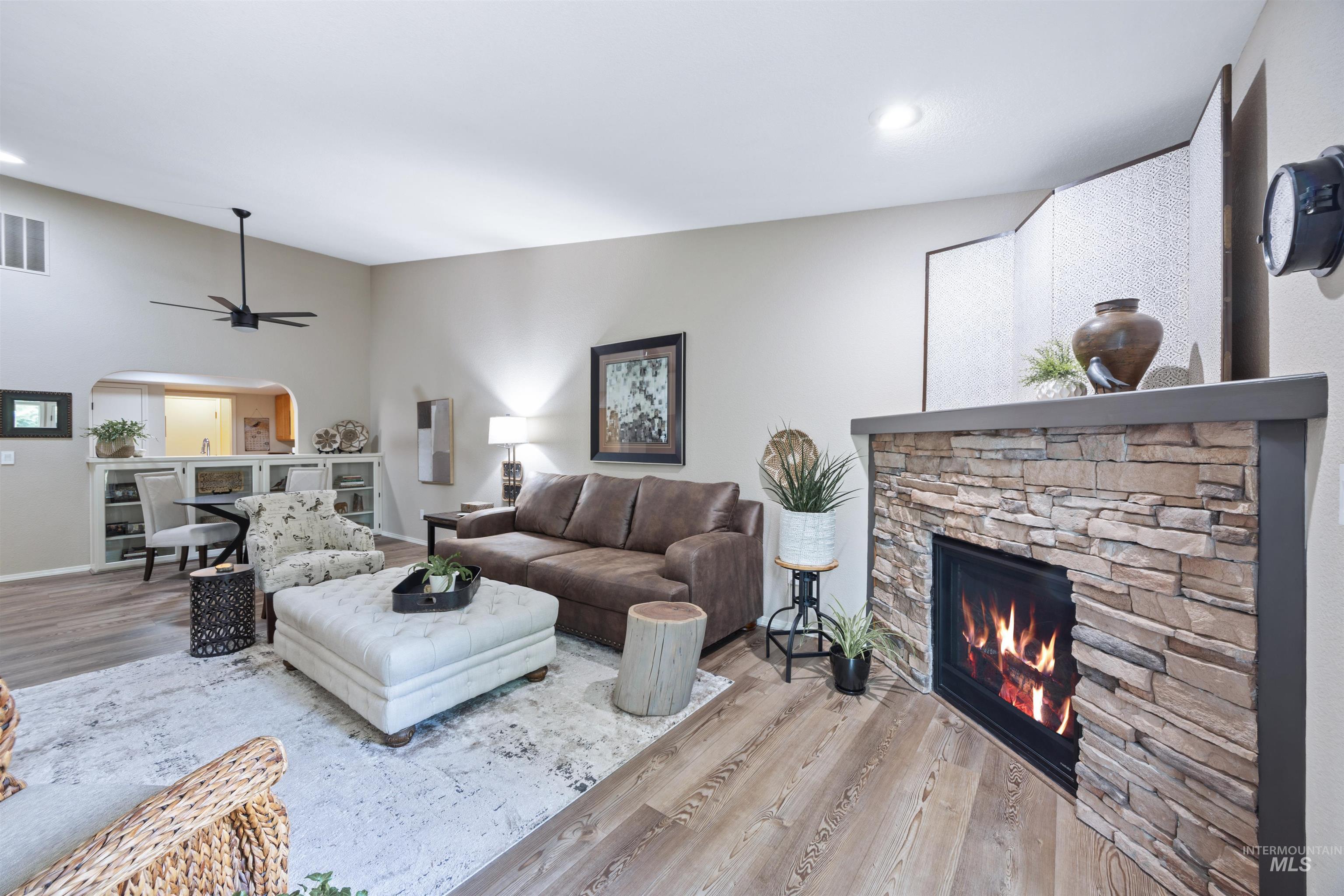 5730 W Cassia St.