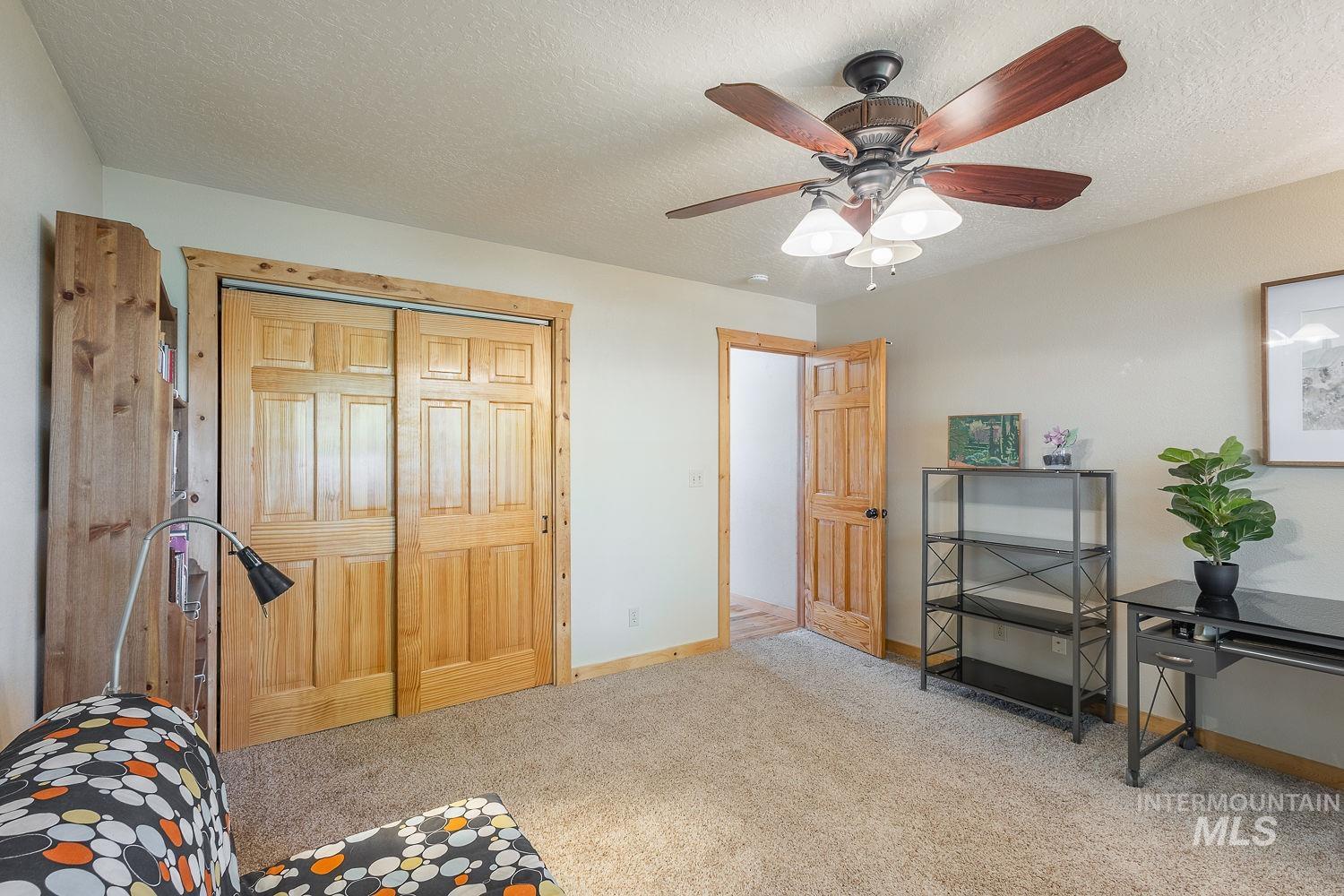 4349 S Happy Valley
