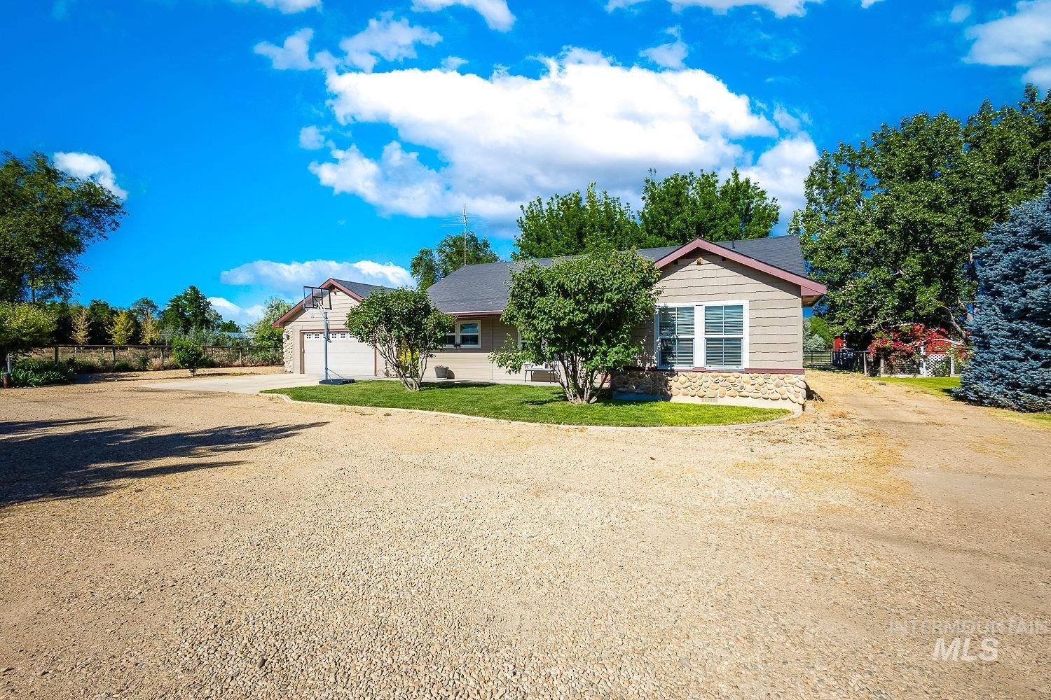 4349 S Happy Valley
