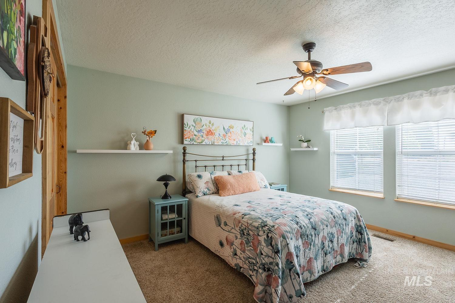 4349 S Happy Valley