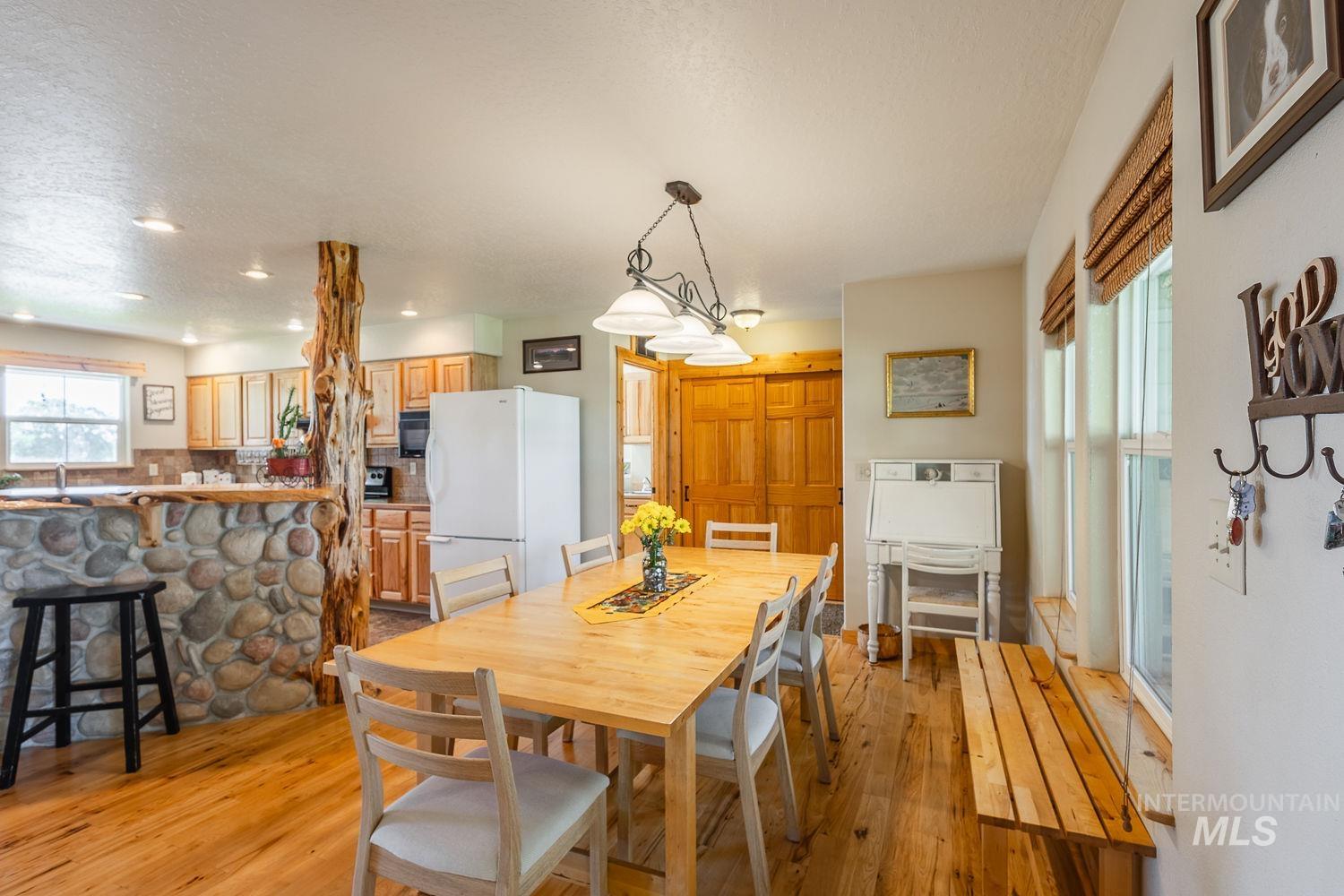 4349 S Happy Valley