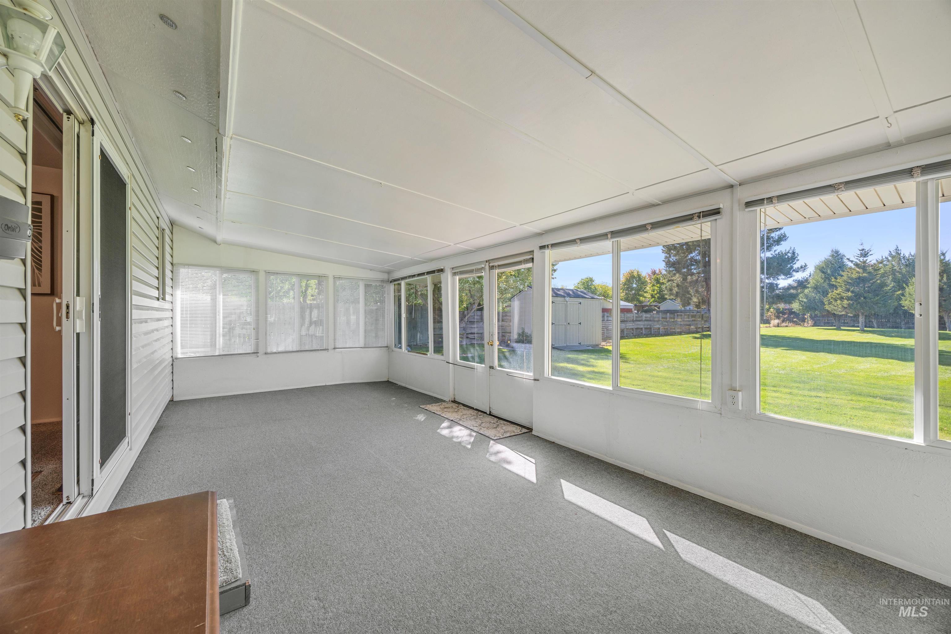 2467 S Essex
