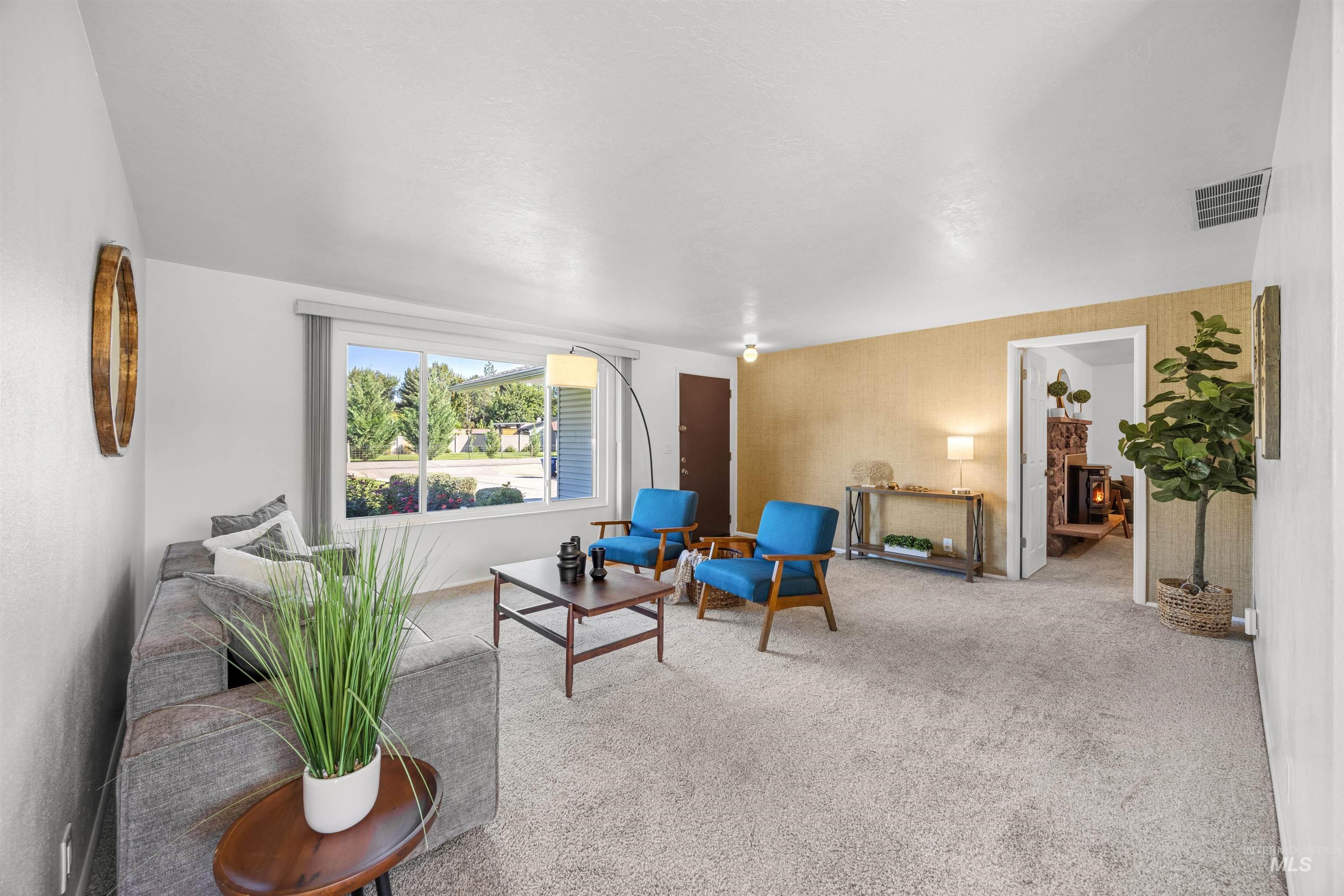 2467 S Essex