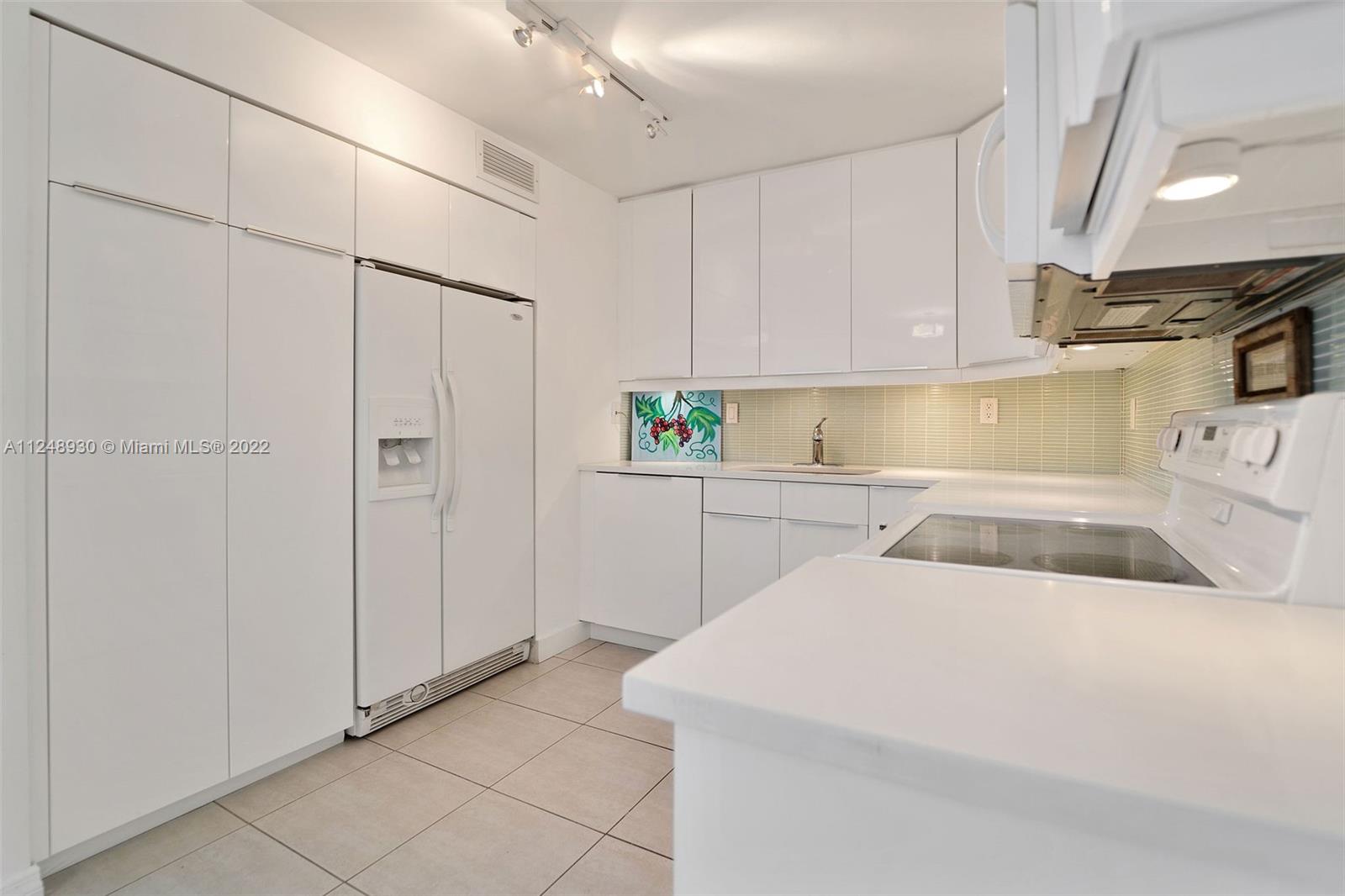 1450 Brickell Bay Dr Unit: 612