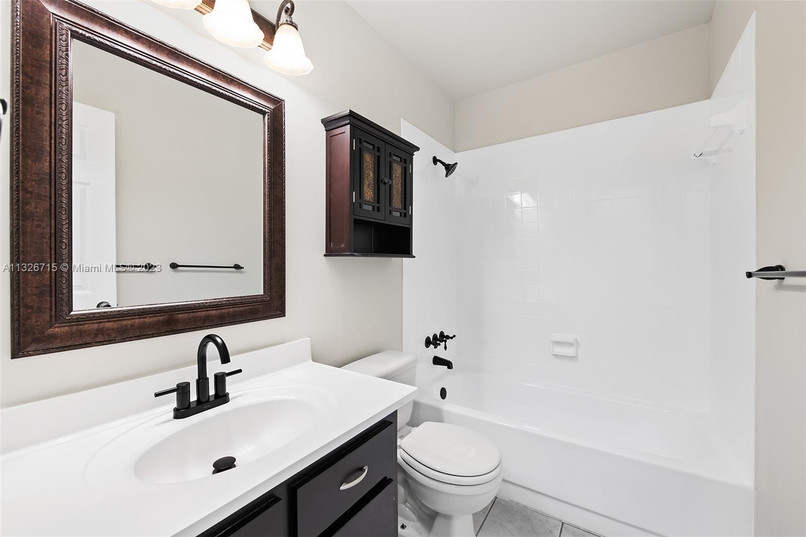 4489 Treasure Cove Dr Unit: 4489