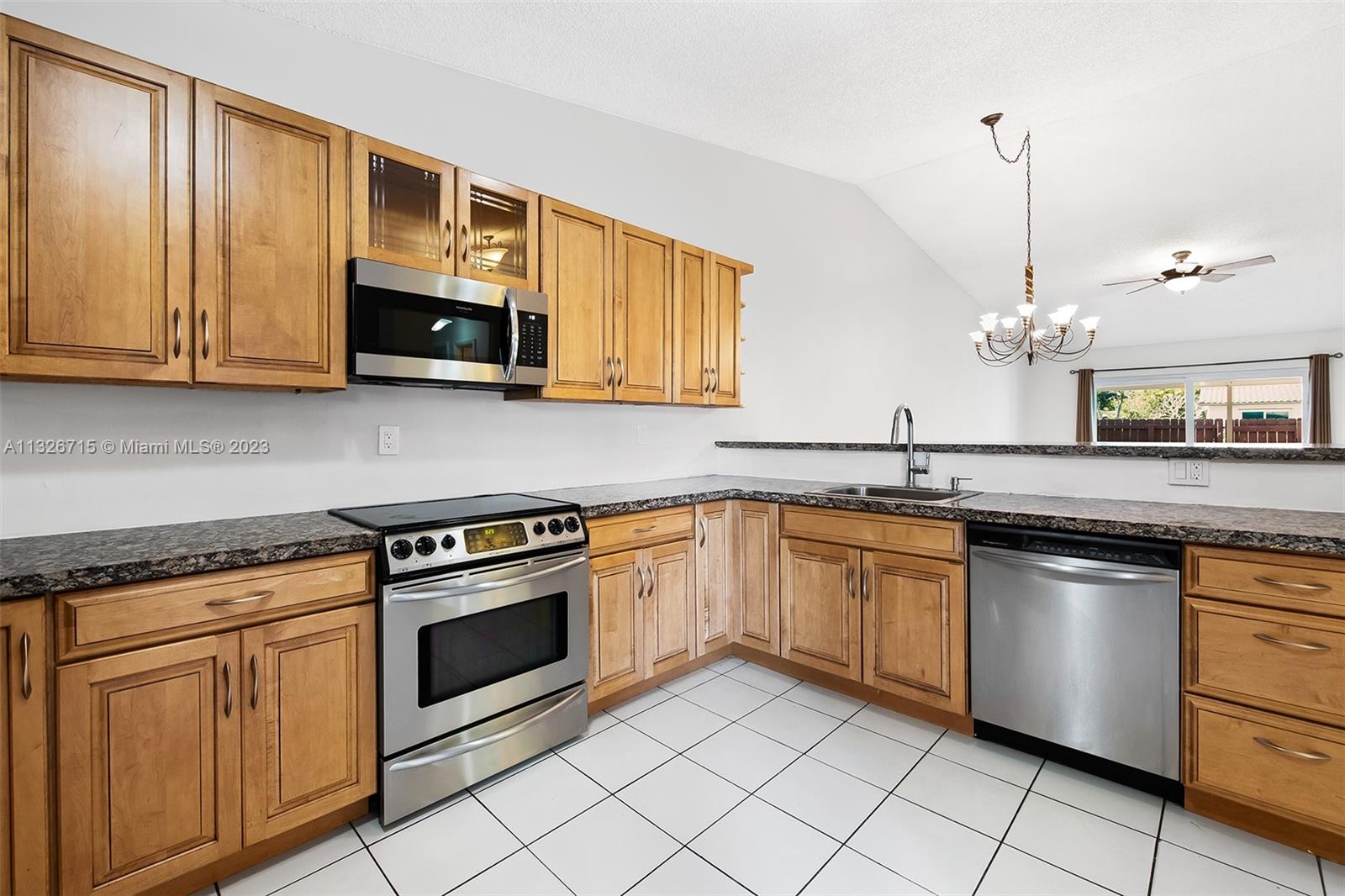 4489 Treasure Cove Dr Unit: 4489